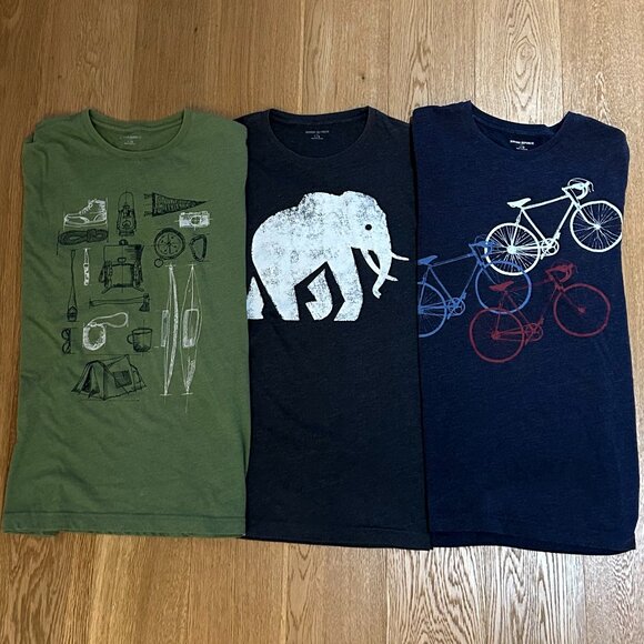 Banana Republic T-shirts - Size Large - Green, grey and blue - 3 shirts! - Picture 1 of 10